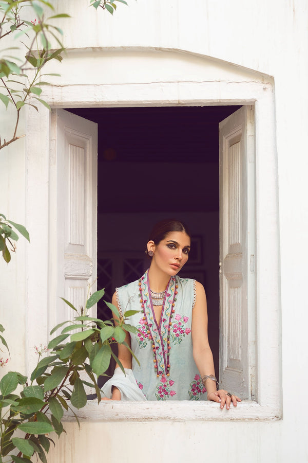 Elnaz