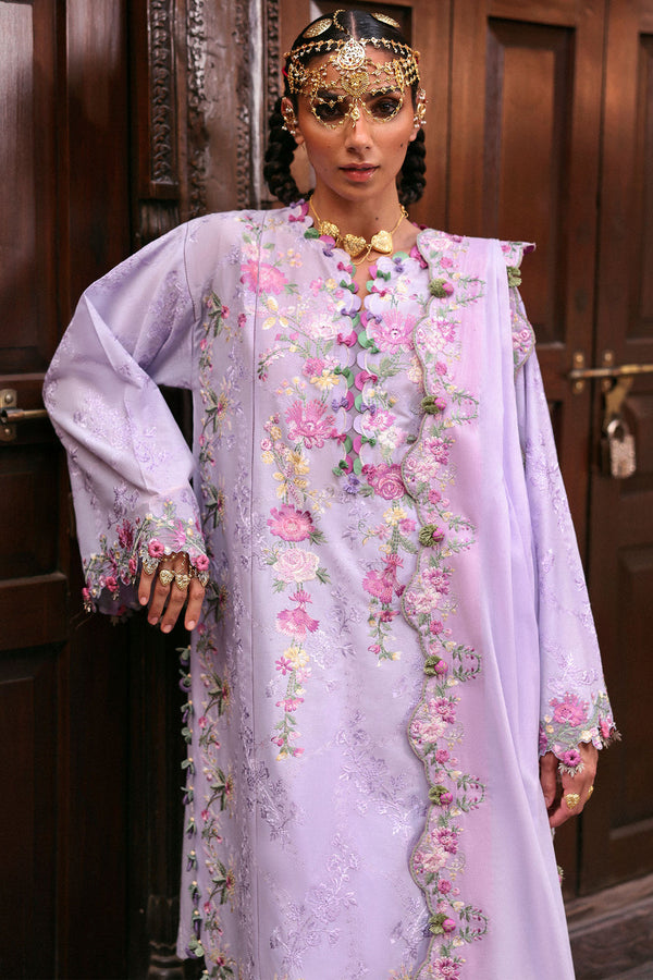 NILOFER